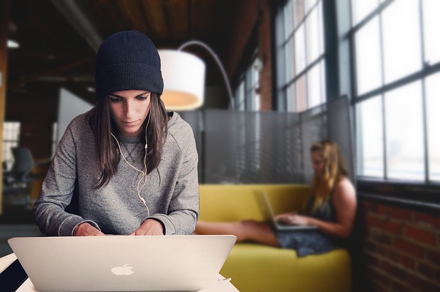 Коворкінг (coworking) – що це таке і в чому його переваги